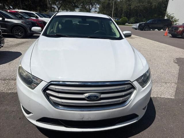 2015 Ford Taurus SEL — photo 1 of 15