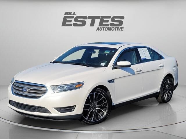 2018 Ford Taurus SEL — photo 1 of 14