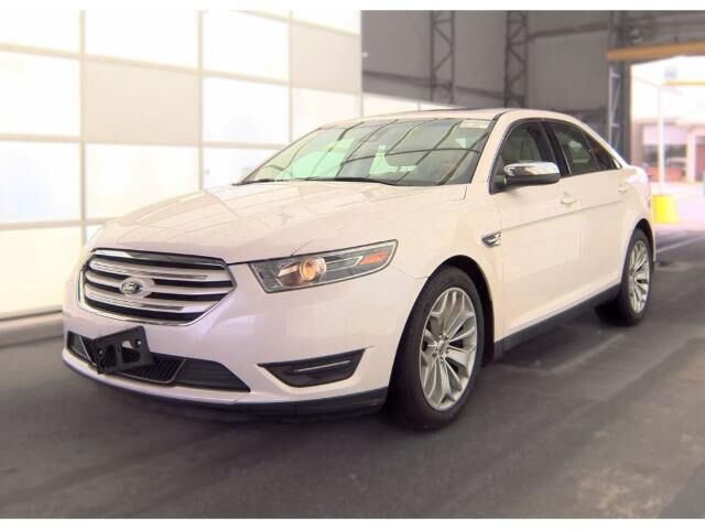 2019 Ford Taurus Limited — photo 1 of 4