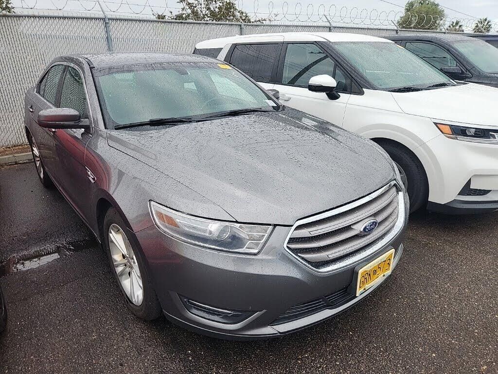 2014 Ford Taurus SEL — photo 1 of 1