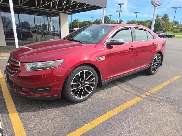 2018 Ford Taurus Limited