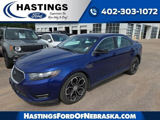 2015 Ford Taurus SHO — photo 1 of 7