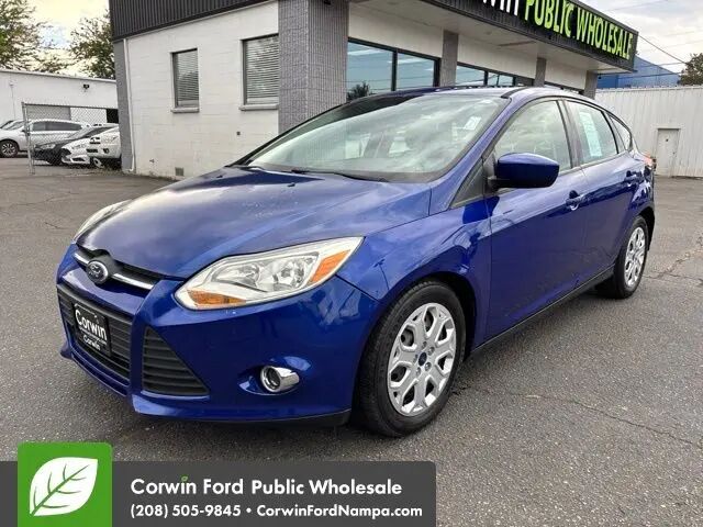 2012 Ford Focus SE — photo 1 of 39