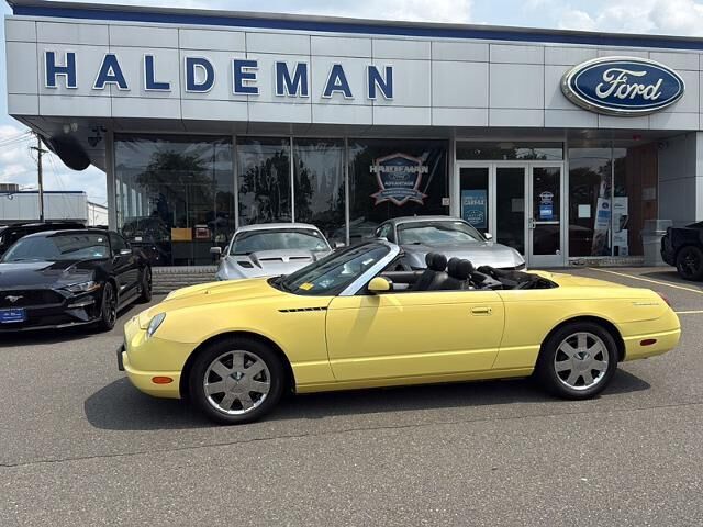 2002 Ford Thunderbird Deluxe — photo 1 of 39
