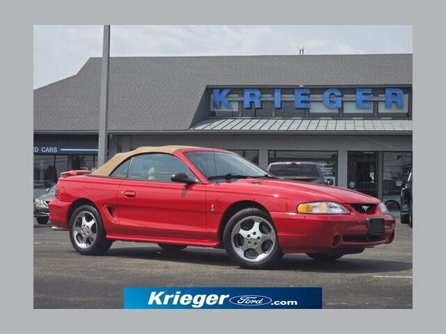 1994 Ford Mustang SVT Cobra Base — photo 1 of 13