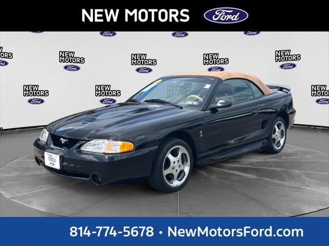 1996 Ford Mustang SVT Cobra Base — photo 1 of 13