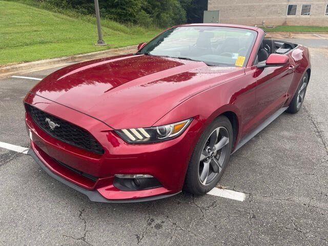 2015 Ford Mustang V6 — photo 1 of 11
