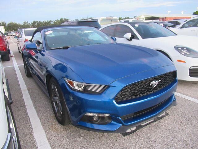 2017 Ford Mustang V6 — photo 1 of 17
