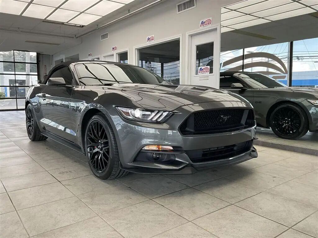 2017 Ford Mustang GT Premium — photo 1 of 13