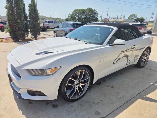 2015 Ford Mustang GT Premium — photo 1 of 13