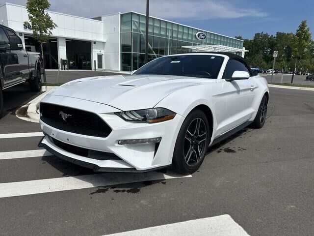 2022 Ford Mustang EcoBoost Premium