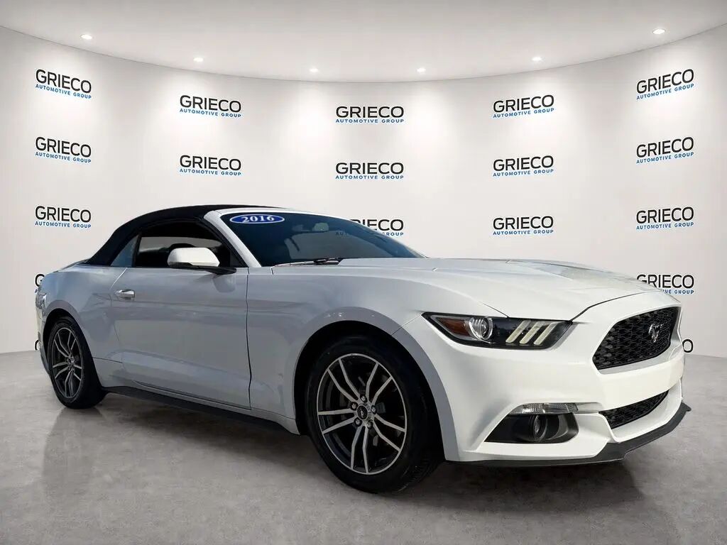 2016 Ford Mustang EcoBoost Premium — photo 1 of 13