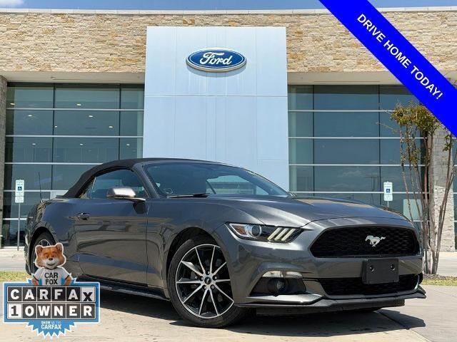 2017 Ford Mustang EcoBoost Premium — photo 1 of 43