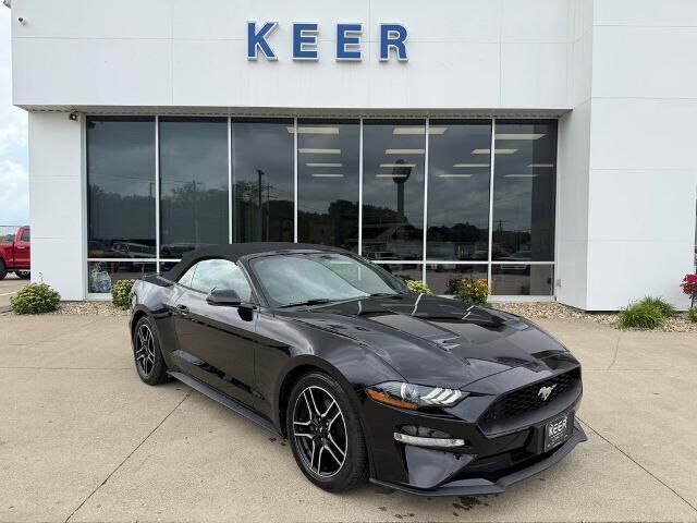 2019 Ford Mustang EcoBoost Premium — photo 1 of 13