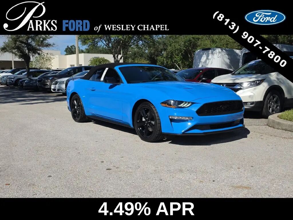 2022 Ford Mustang EcoBoost — photo 1 of 13