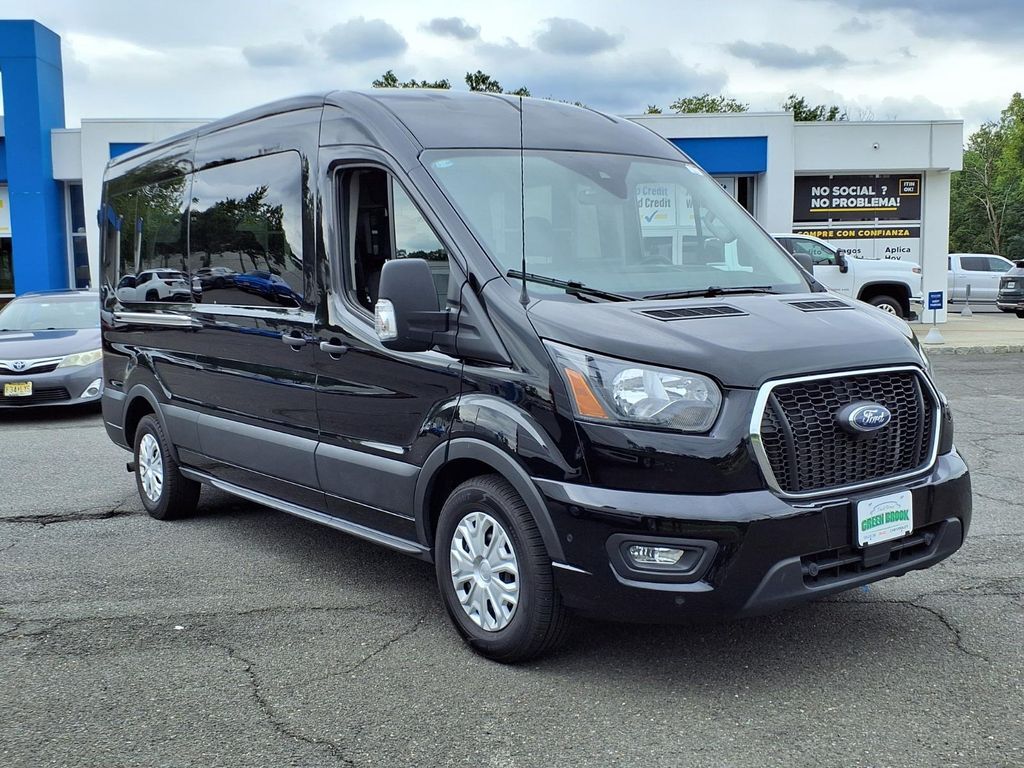 2025 Ford Transit Passenger Wagon XLT — photo 1 of 13