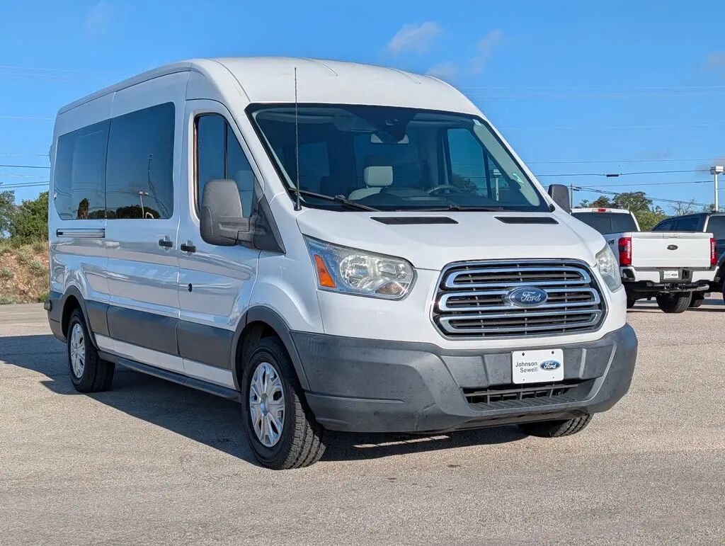 2017 Ford Transit 350 XL — photo 1 of 13