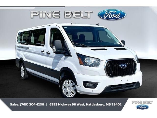 2023 Ford Transit 350 XLT