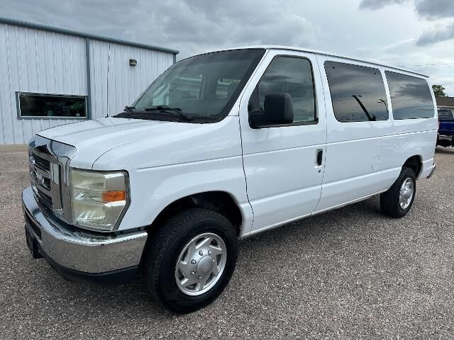 2010 Ford E-Series E-350 SD XL