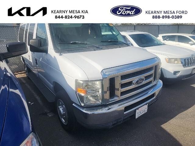 2013 Ford E-Series E-350 SD XL