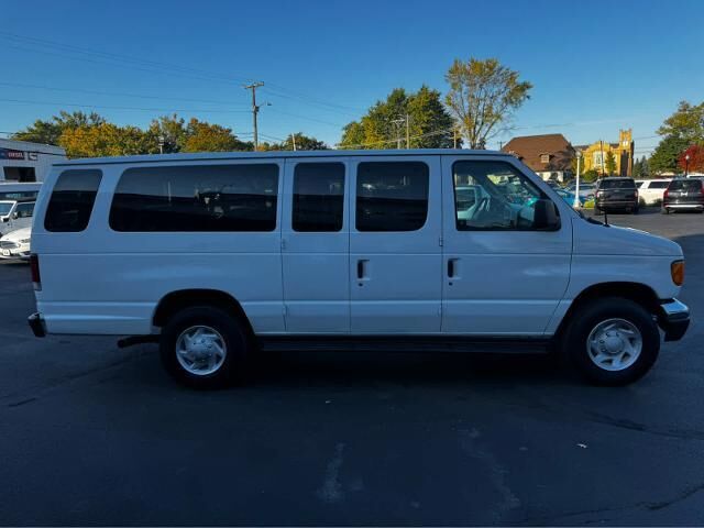 2006 Ford E-Series E-350 SD XL