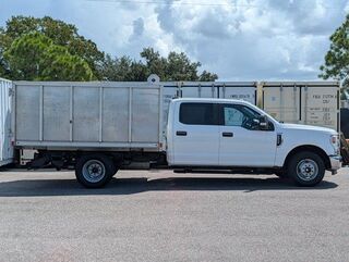 2020 Ford F-350 Super Duty Lariat — photo 1 of 26