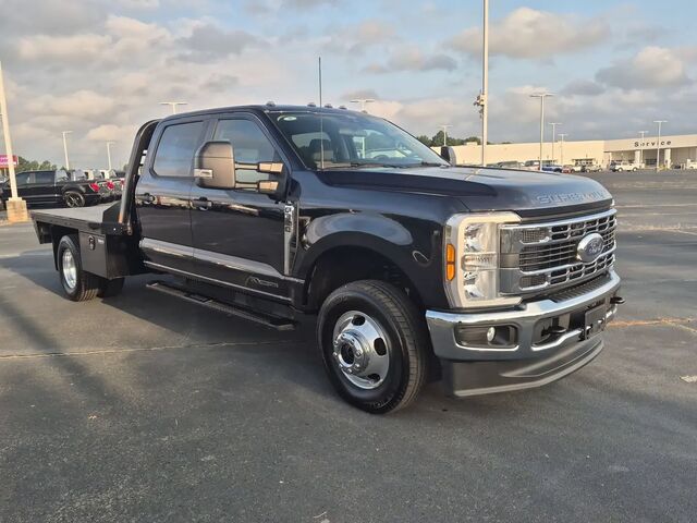 2025 Ford F-350 Super Duty Lariat
