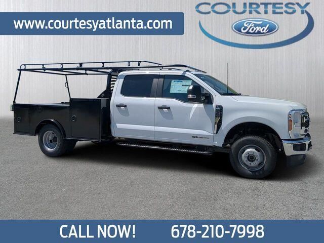 2025 Ford F-350 Super Duty Lariat