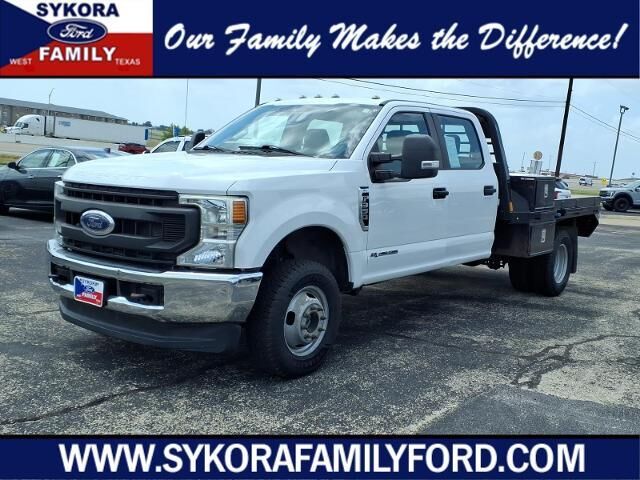 2020 Ford F-350 Super Duty XLT — photo 1 of 13