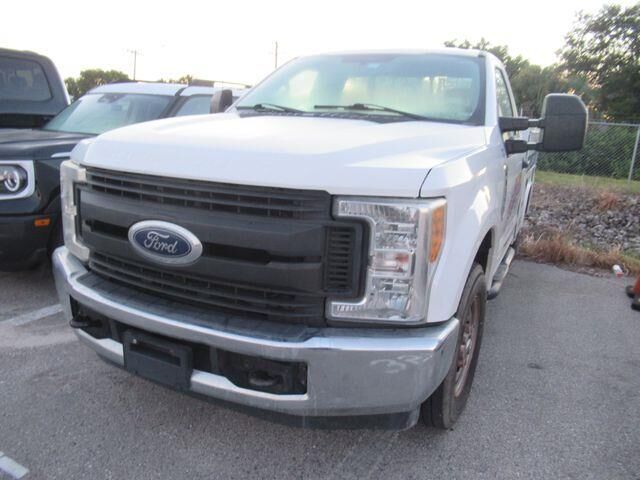 2017 Ford F-250 Super Duty XL — photo 1 of 1