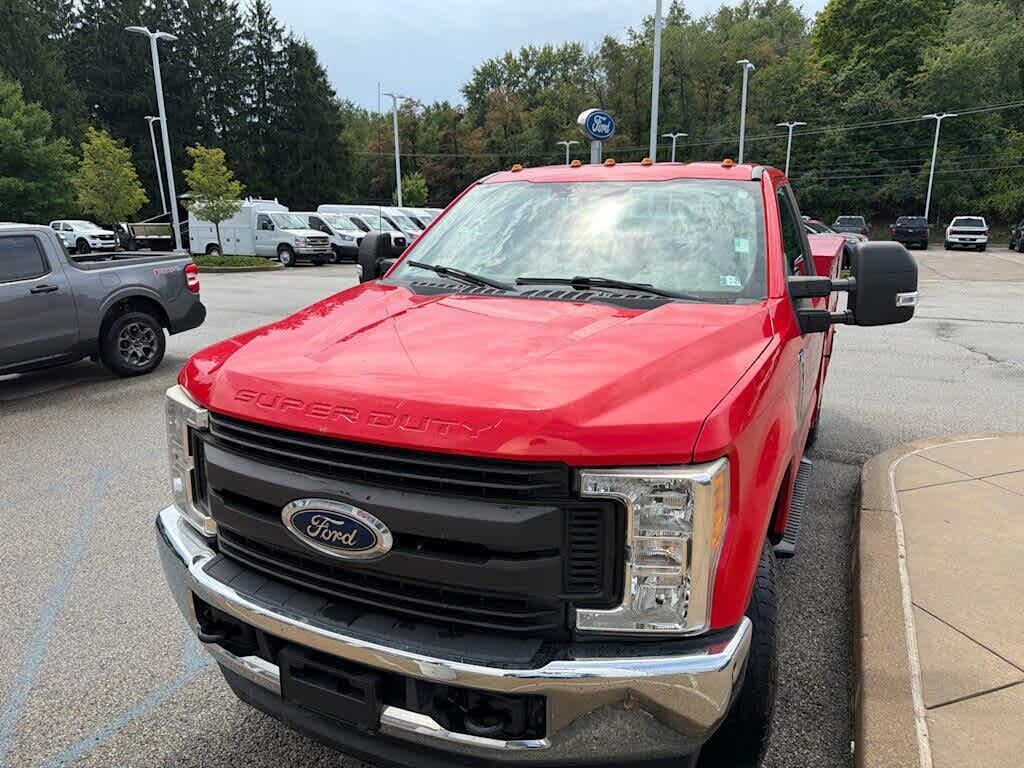 2017 Ford F-350 Super Duty XL — photo 1 of 1