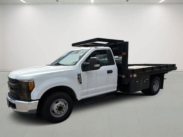 2017 Ford F-350 Super Duty XL