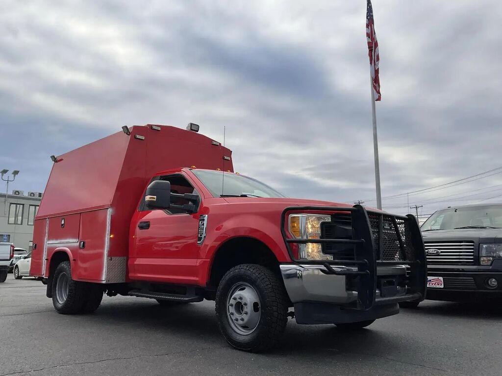 2017 Ford F-350 Super Duty XL — photo 1 of 13