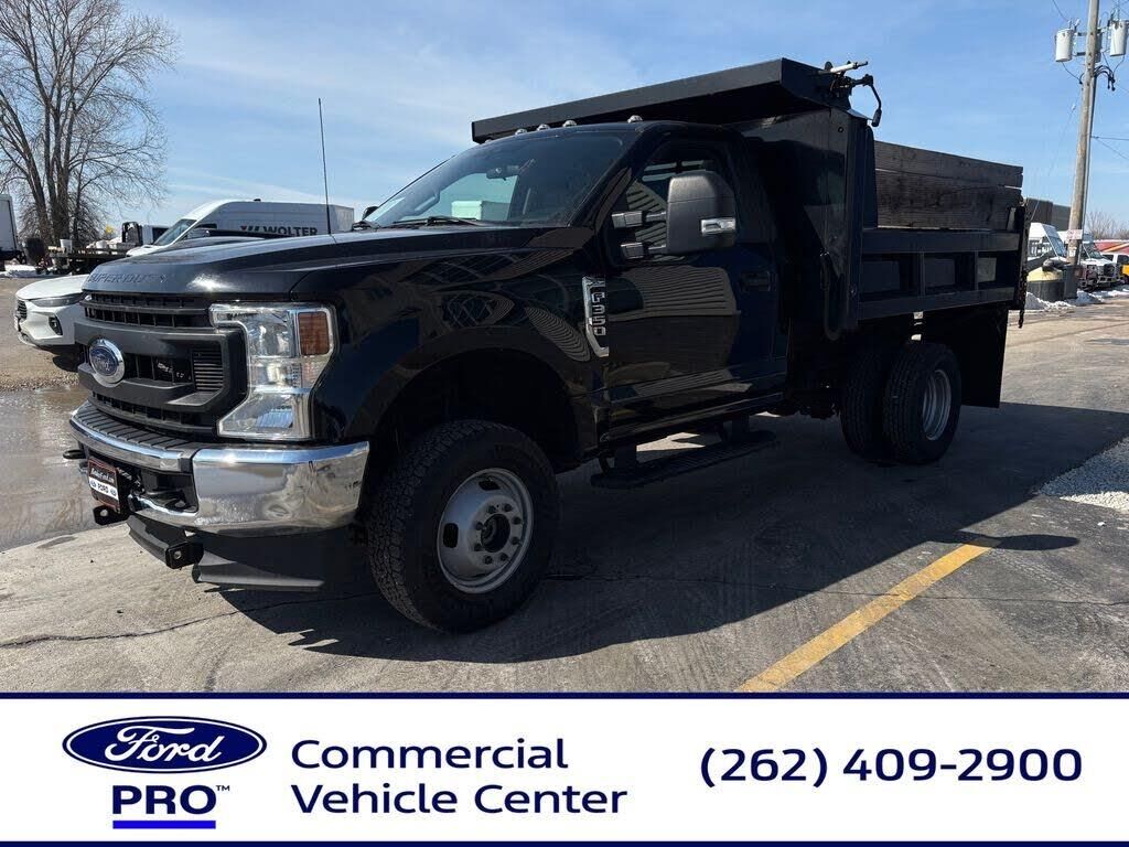 2022 Ford F-350 Super Duty XL — photo 1 of 1