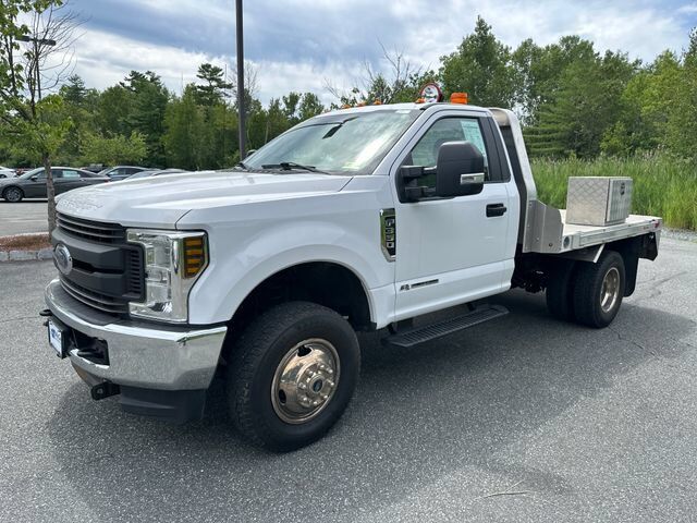 2018 Ford Super Duty F-350 DRW XL — photo 1 of 1