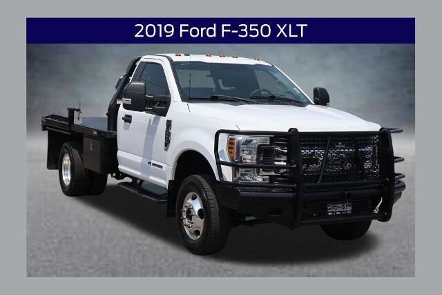 2019 Ford F-350 Super Duty XLT — photo 1 of 13