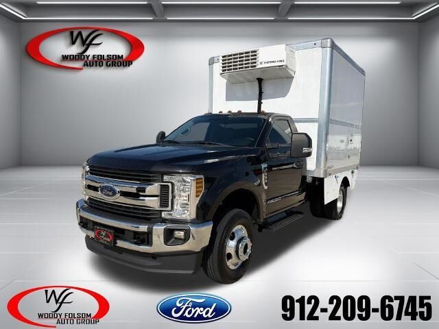 2019 Ford F-350 Super Duty XLT — photo 1 of 13