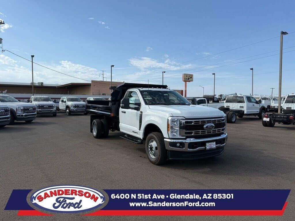 2025 Ford F-350 Super Duty XL — photo 1 of 1
