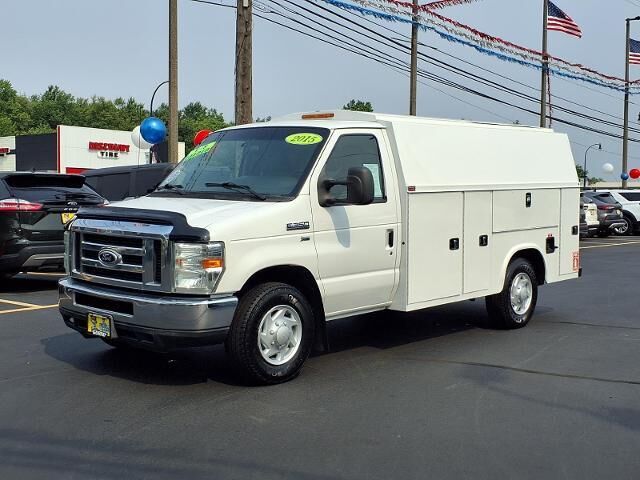 2015 Ford E-Series E-350 SD — photo 1 of 13