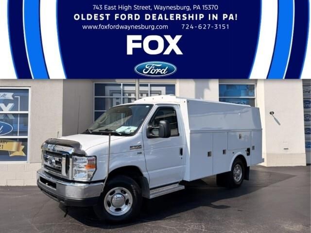 2013 Ford E-Series E-350 SD