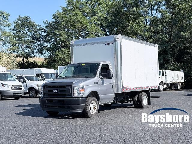 2026 Ford E-Series E-350 SD