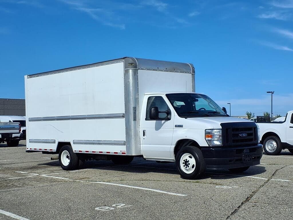 2022 Ford E-Series E-350 SD — photo 1 of 1