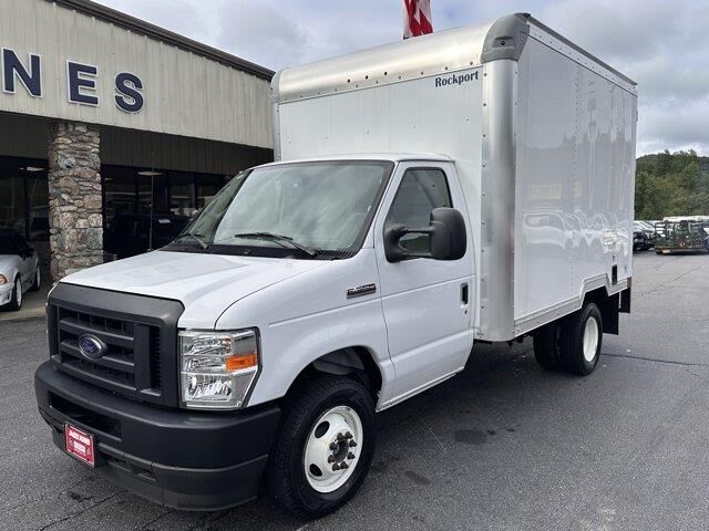 2025 Ford E-Series E-350 SD