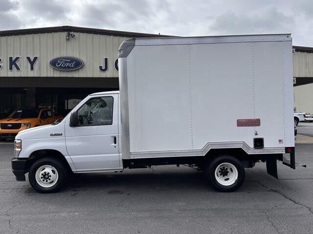 2025 Ford E-Series E-350 SD