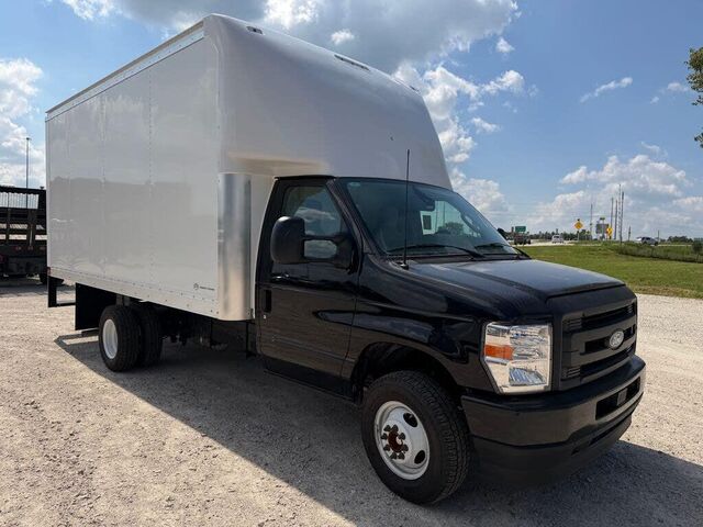 2027 Ford E-Series E-350 SD