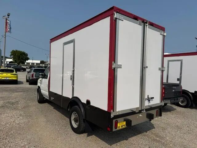 2024 Ford E-Series E-350 SD