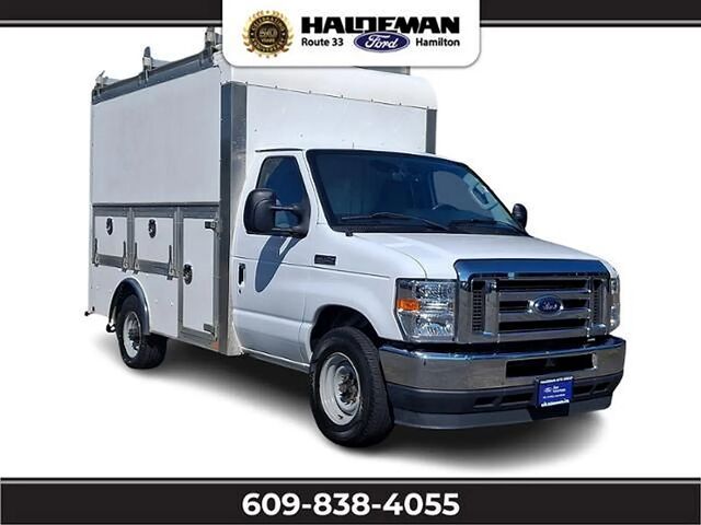 2022 Ford E-Series E-350 SD