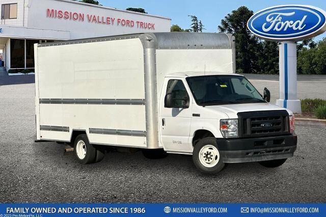 2022 Ford E-Series E-350 SD — photo 1 of 13
