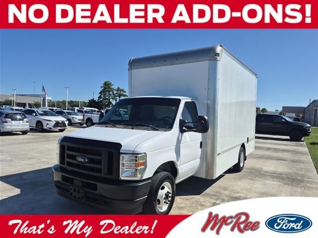 2024 Ford E-Series E-450 SD