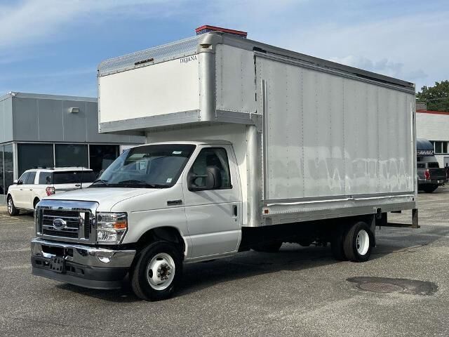 2023 Ford E-Series E-450 SD — photo 1 of 13